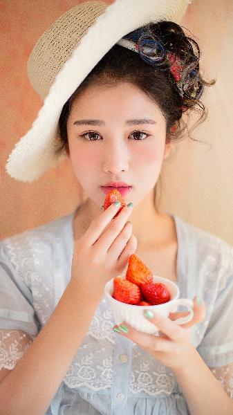 光溜溜美女图片视频素材大全