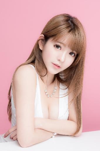 嗯～啊～叫...～呻...吟视频